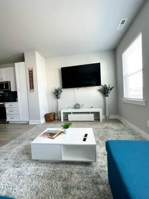 Brand New Build 10 Min- Uptown Villa ชาร์ล็อต ภายนอก รูปภาพ